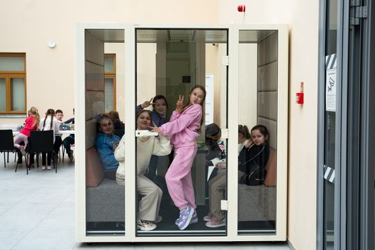 Seniorzy dzieciom - spotkanie pokoleń edycja II (zdjęcia)