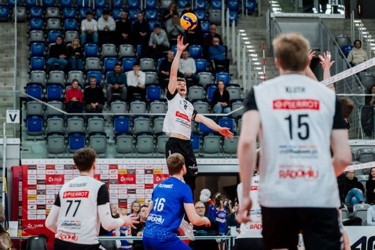 Pierrot Czarni Radom - KS Sparta Grodzisk Mazowiecki (zdjęcia)