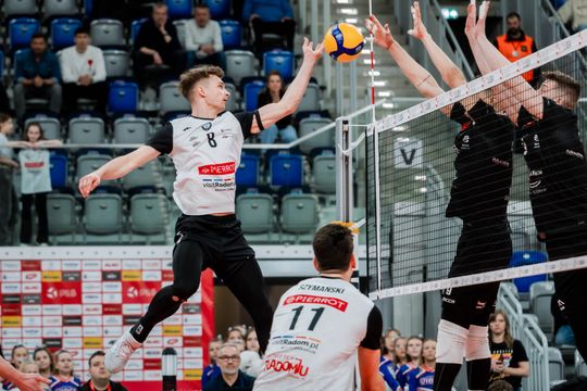 Pierrot Czarni Radom - KS Sparta Grodzisk Mazowiecki (zdjęcia)