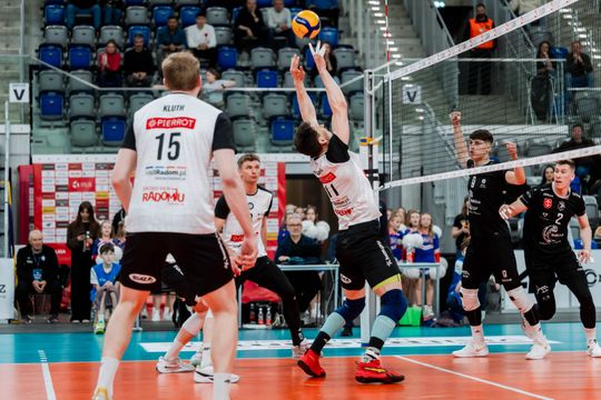 Pierrot Czarni Radom - KS Sparta Grodzisk Mazowiecki (zdjęcia)