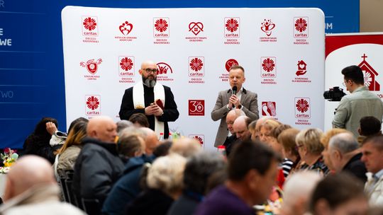 Spotkanie wielkanocne dla samotnych (zdjęcia)