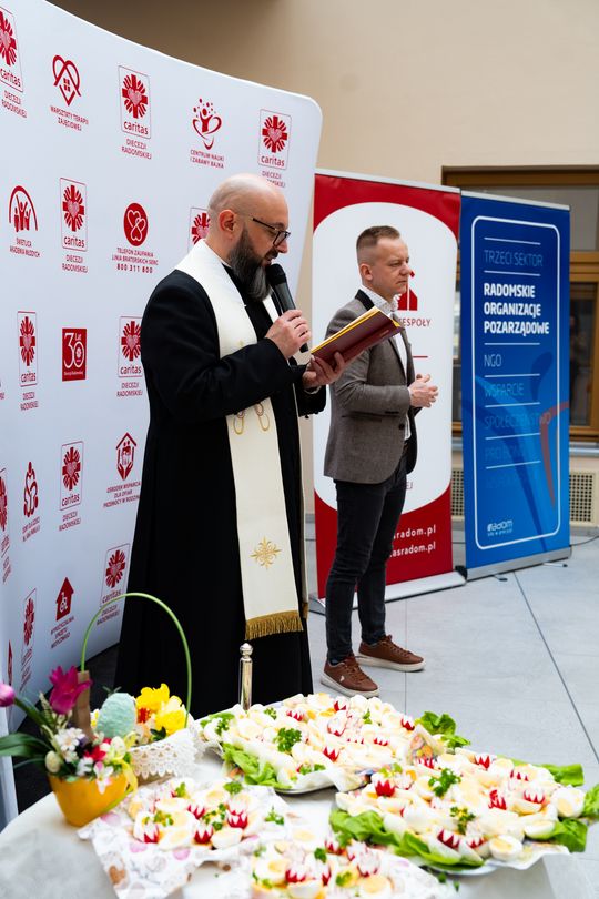 Spotkanie wielkanocne dla samotnych (zdjęcia)