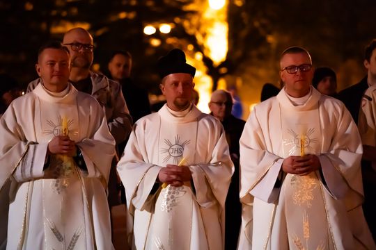 Liturgia Wigilii Paschalnej (zdjęcia)