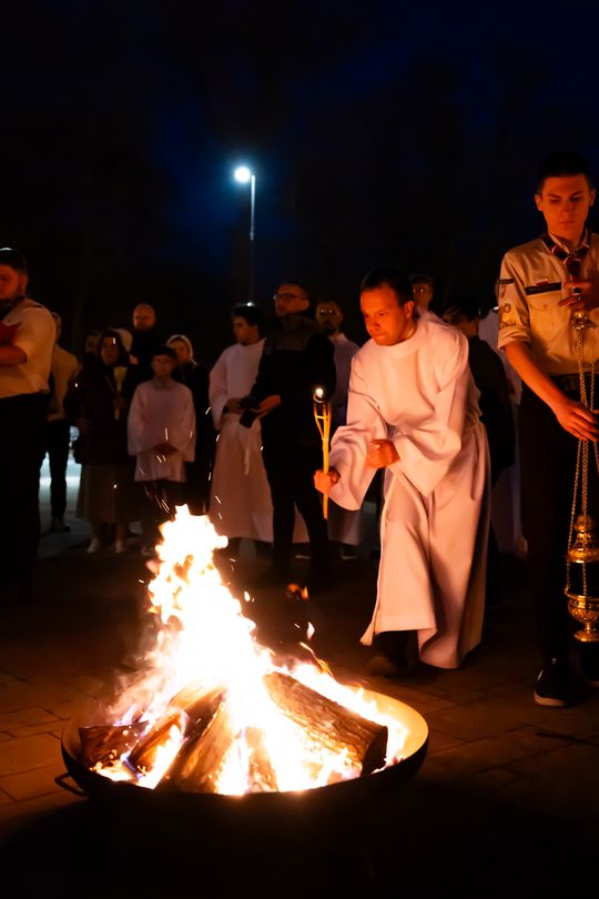 Liturgia Wigilii Paschalnej (zdjęcia)