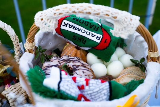Święcenie pokarmów na stadionie Radomiaka (zdjęcia)