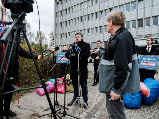 Konferencja prasowa Konfederacji (zdjęcia)