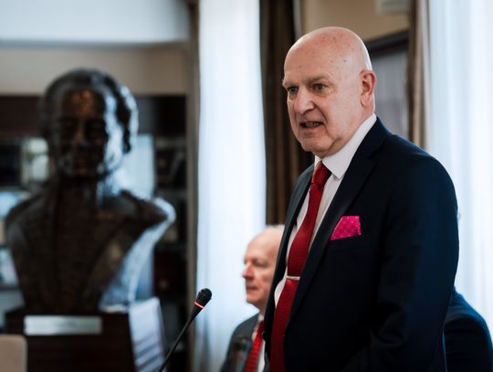 Podpisanie umowy pomiędzy Uniwersytetem Radomskim a PSE (zdjęcia)