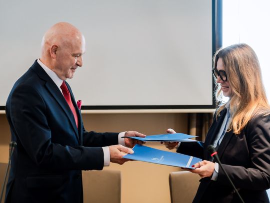 Podpisanie umowy pomiędzy Uniwersytetem Radomskim a PSE (zdjęcia)