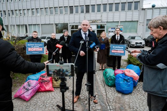 Konferencja prasowa Konfederacji (zdjęcia)