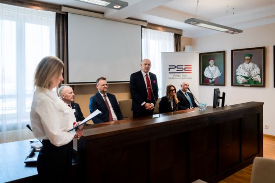 Podpisanie umowy pomiędzy Uniwersytetem Radomskim a PSE (zdjęcia)