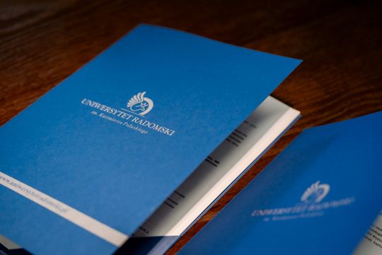 Podpisanie umowy pomiędzy Uniwersytetem Radomskim a PSE (zdjęcia)