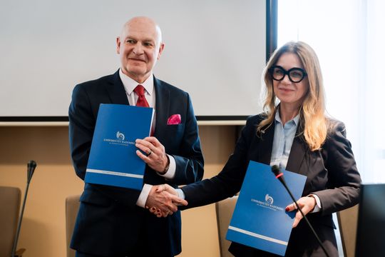 Podpisanie umowy pomiędzy Uniwersytetem Radomskim a PSE (zdjęcia)