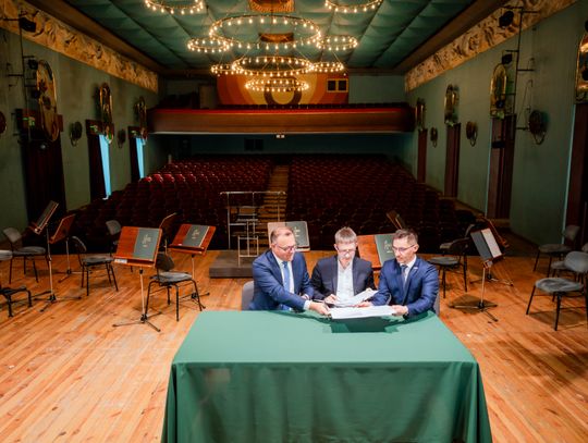 Podpisanie umowy na przebudowę sali koncertowej ROK (zdjęcia)