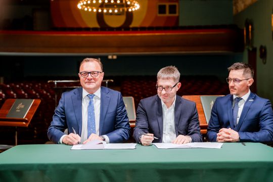 Podpisanie umowy na przebudowę sali koncertowej ROK (zdjęcia)