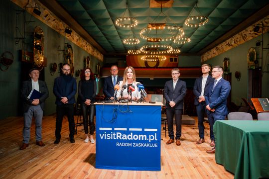 Podpisanie umowy na przebudowę sali koncertowej ROK (zdjęcia)