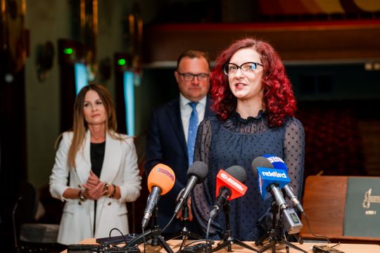 Podpisanie umowy na przebudowę sali koncertowej ROK (zdjęcia)