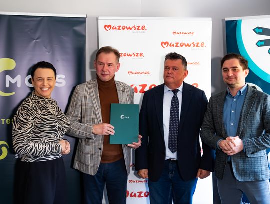 Podpisanie umów na Dzienne Domy Pobytów (zdjęcia)