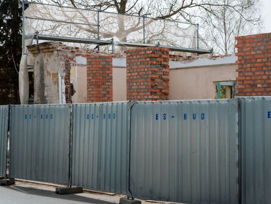 Rewitalizacja budynku przy ul. Piotrówka 19 (zdjęcia)