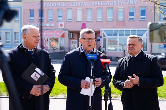 Konferencja prasowa PiS dot. sytuacji w służbie zdrowia (zdjęcia)