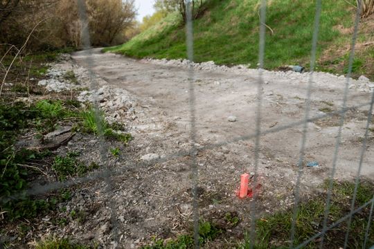 Przebudowa kładki na rzece Mlecznej (zdjęcia)