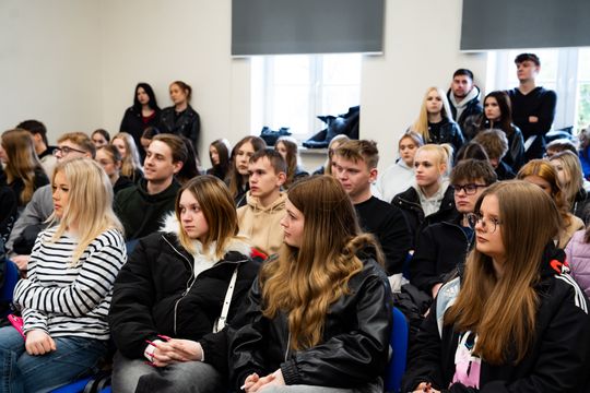 „Dzień Zdrowia i Urody" w Centrum Kształcenia Zawodowego i Ustawicznego w Radomiu (zdjęcia)
