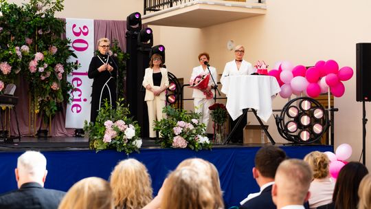 Gala Jubileuszowa z okazji XXX lecia działalności Stowarzyszenia AMAZONKI-DANA (zdjęcia)