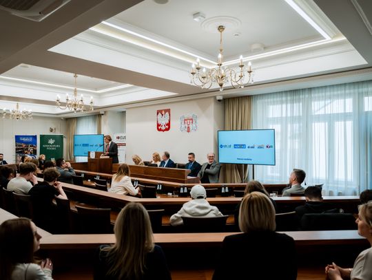 Finał konkursu krasomówczego EUST (zdjęcia)