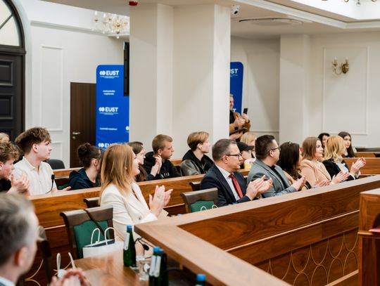 Finał konkursu krasomówczego EUST (zdjęcia)