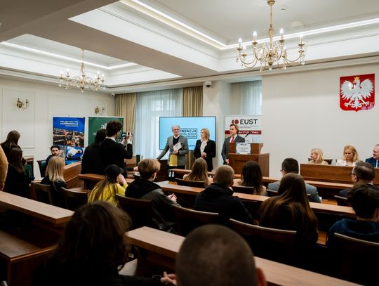 Finał konkursu krasomówczego EUST (zdjęcia)