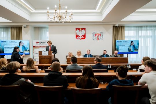 Finał konkursu krasomówczego EUST (zdjęcia)