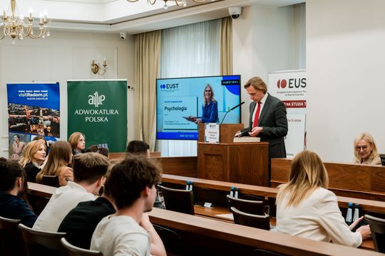 Finał konkursu krasomówczego EUST (zdjęcia)