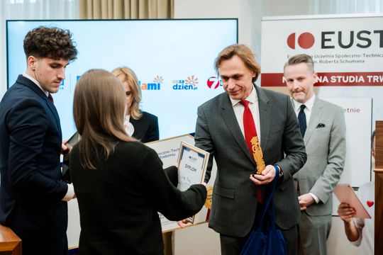 Finał konkursu krasomówczego EUST (zdjęcia)