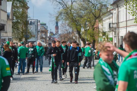 miniradomiak widzew przemarsz kibice-14.jpg