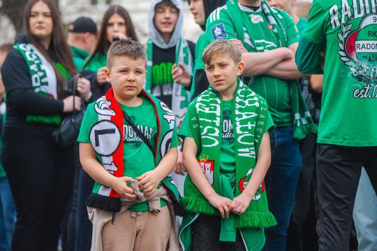 miniradomiak widzew przemarsz kibice-31.jpg