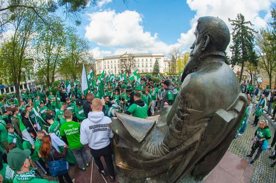 miniradomiak widzew przemarsz kibice-43.jpg