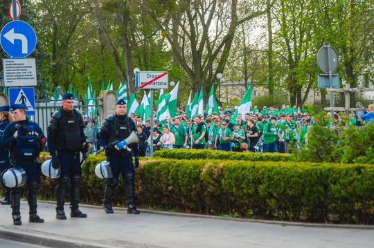 miniradomiak widzew przemarsz kibice-47.jpg