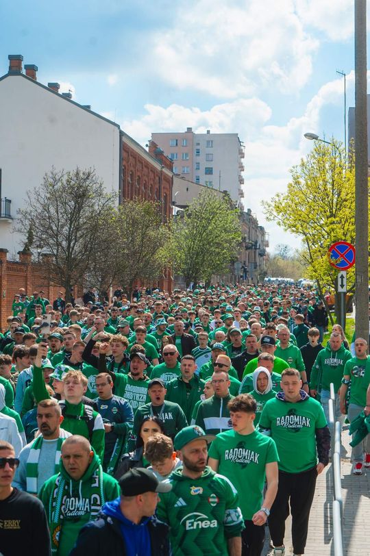 miniradomiak widzew przemarsz kibice-62.jpg