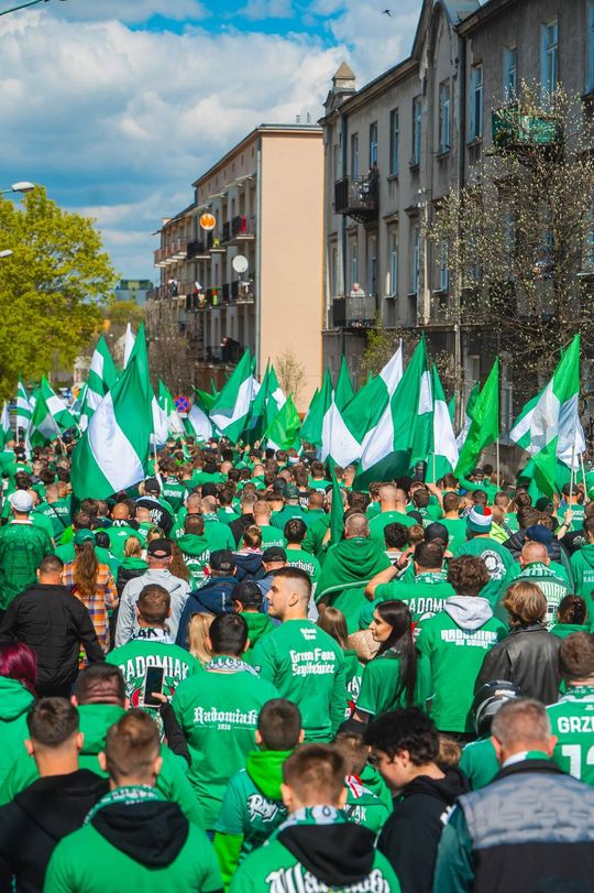 miniradomiak widzew przemarsz kibice-64.jpg