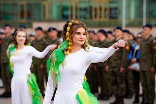 Ślubowanie uczniów Szkoły 72 Pułku Piechoty w Radomiu (zdjęcia)
