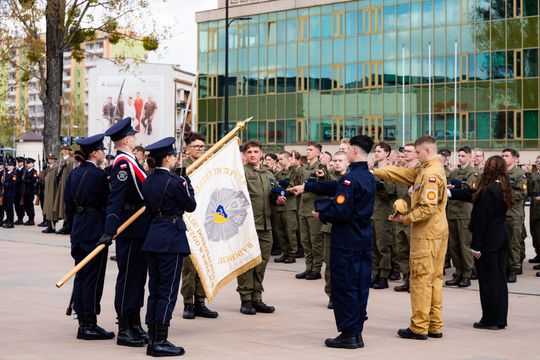 Ślubowanie uczniów Szkoły 72 Pułku Piechoty w Radomiu (zdjęcia)
