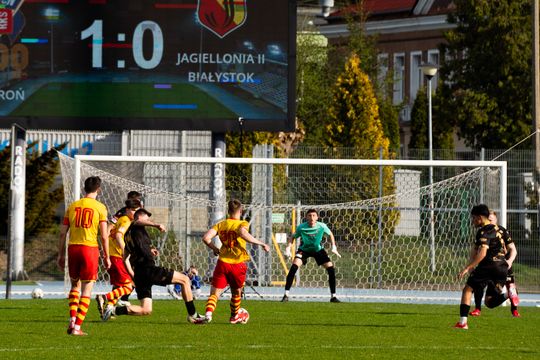 Broń Radom - Jagiellonia II Białystok (zdjęcia)