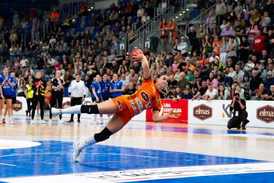 Elmas-KPS APR Radom - MTS Żory (zdjęcia)