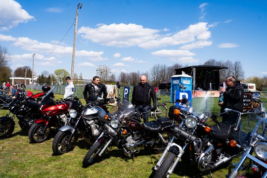 Zlot zabytkowych motocykli - otwarcie sezonu motocyklowego w Skaryszewie (zdjęcia)