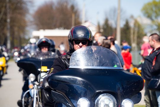 Zlot zabytkowych motocykli - otwarcie sezonu motocyklowego w Skaryszewie (zdjęcia)