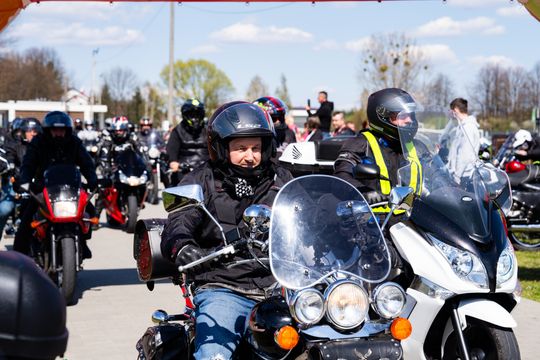 Zlot zabytkowych motocykli - otwarcie sezonu motocyklowego w Skaryszewie (zdjęcia)