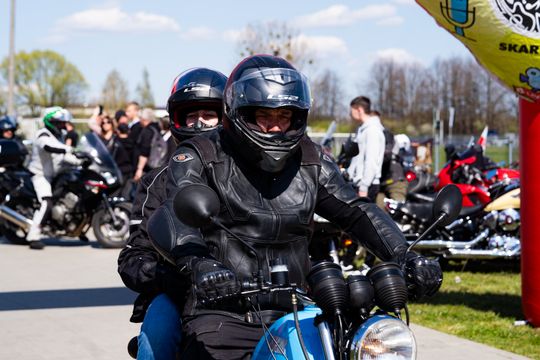 Zlot zabytkowych motocykli - otwarcie sezonu motocyklowego w Skaryszewie (zdjęcia)