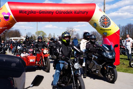 Zlot zabytkowych motocykli - otwarcie sezonu motocyklowego w Skaryszewie (zdjęcia)