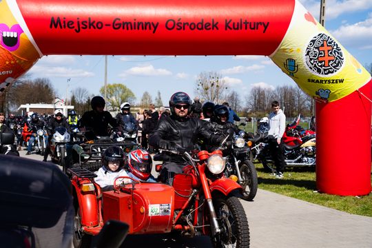 Zlot zabytkowych motocykli - otwarcie sezonu motocyklowego w Skaryszewie (zdjęcia)