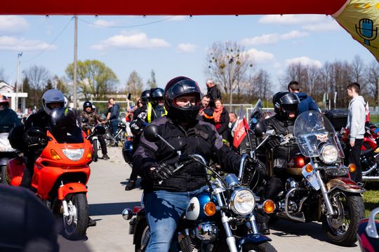 Zlot zabytkowych motocykli - otwarcie sezonu motocyklowego w Skaryszewie (zdjęcia)