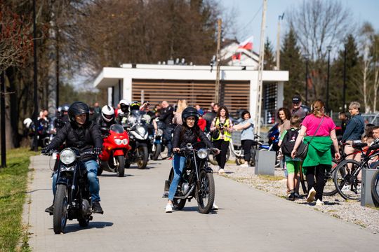 Zlot zabytkowych motocykli - otwarcie sezonu motocyklowego w Skaryszewie (zdjęcia)